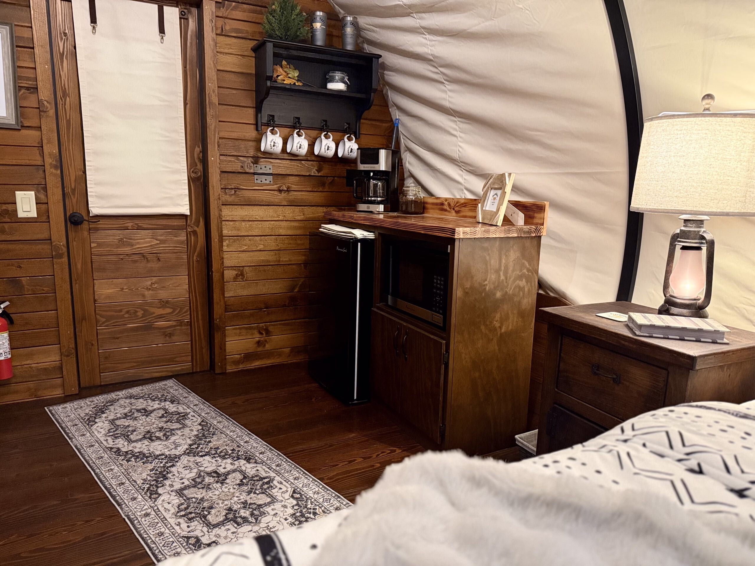 PlainsCraft Long Buffet Table in Pioneer Elite wagon